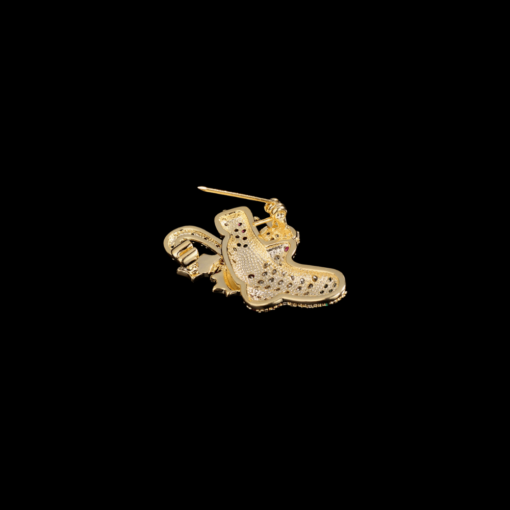 AVELIA Christmas Cat Brooch