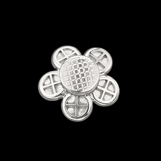 AVELIA Emerald Flower Magnetic Brooch