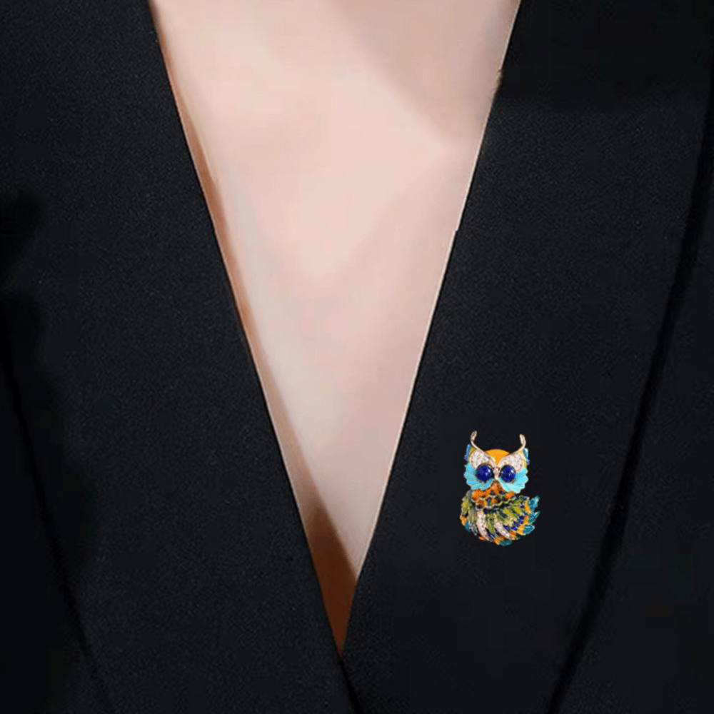 AVELIA Enamel Owl Brooch