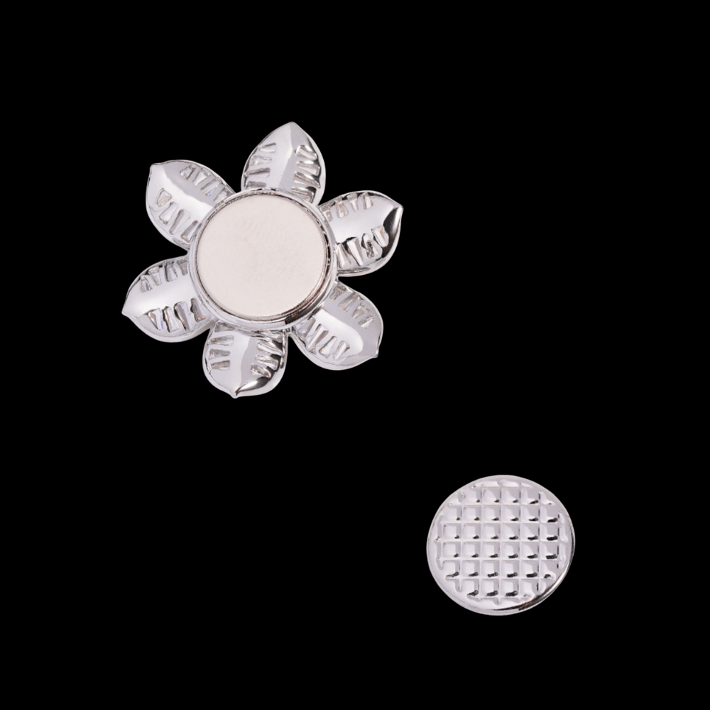 AVELIA Magnetic Pink Daisy Brooch