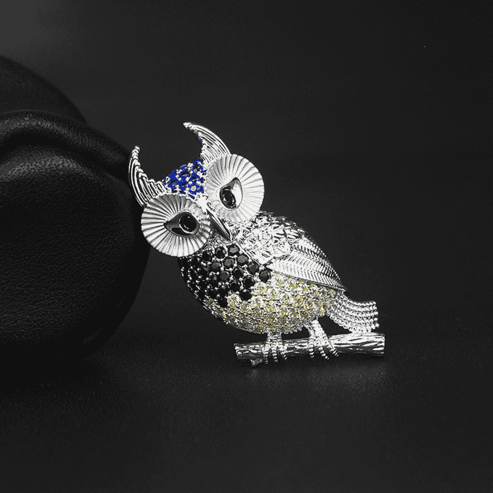 AVELIA Silver Owl Brooch