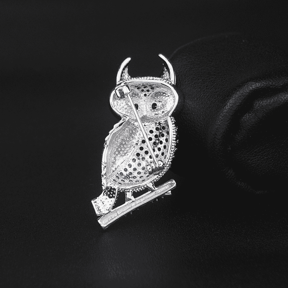 AVELIA Silver Owl Brooch