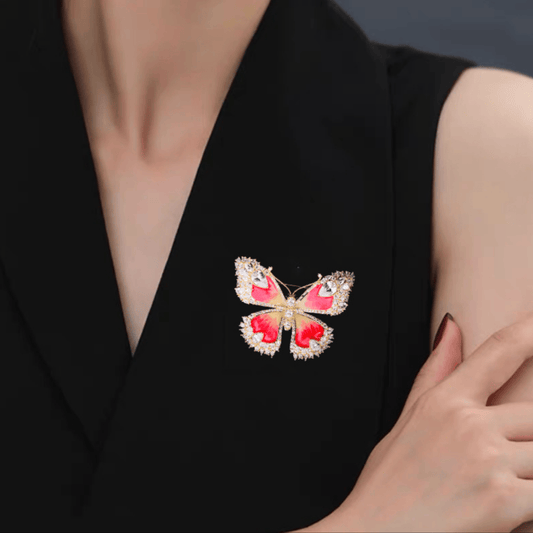 AVELIA Vintage Enamel Butterfly Brooch