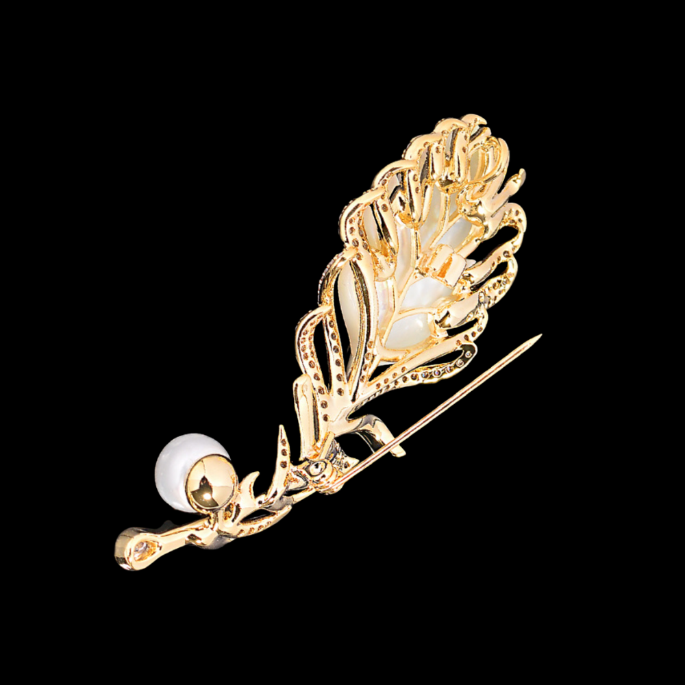 AVELIA Vintage Gold Feather Brooch
