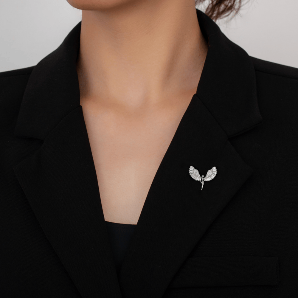 AVELIA Vintage Silver Angel Brooch