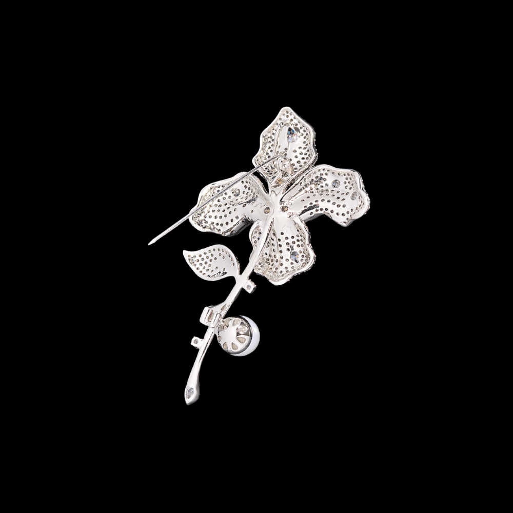 AVELIA Vintage Silver Green Crystal Four Leaf Clover Brooch