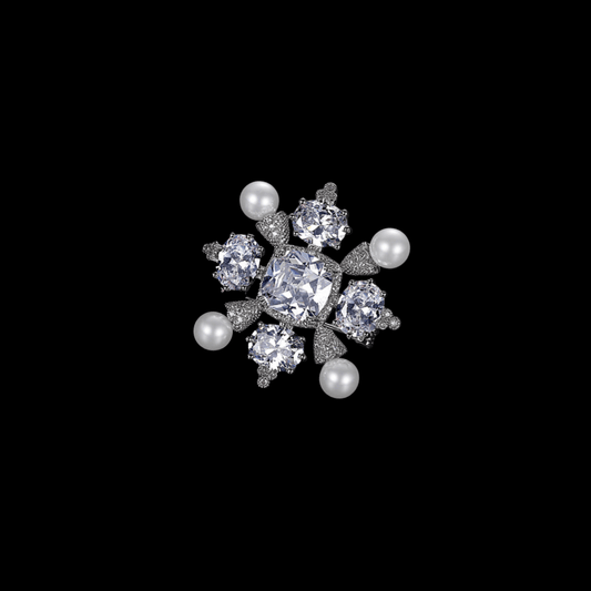 AVELIA Vintage Snowflake Brooch