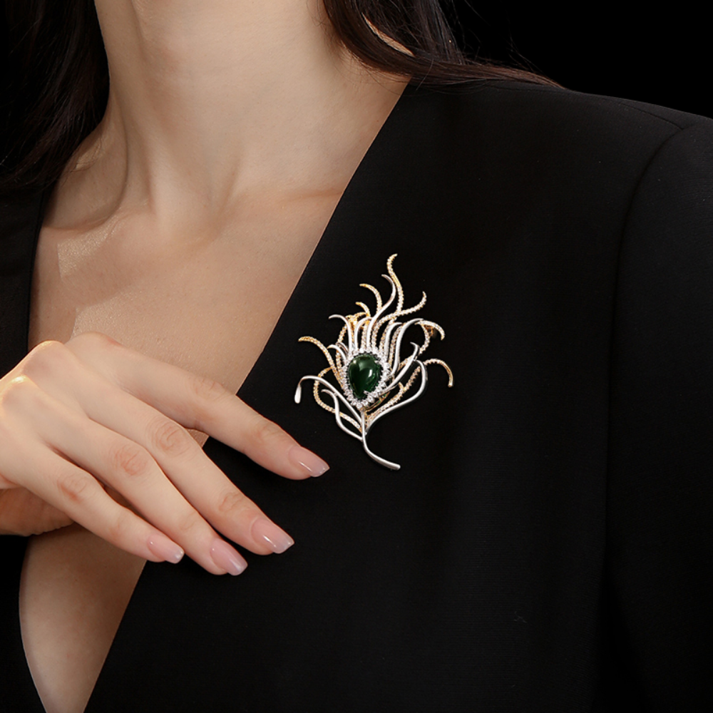 AVELIA Fortunelle Peacock Feather Grace Brooch