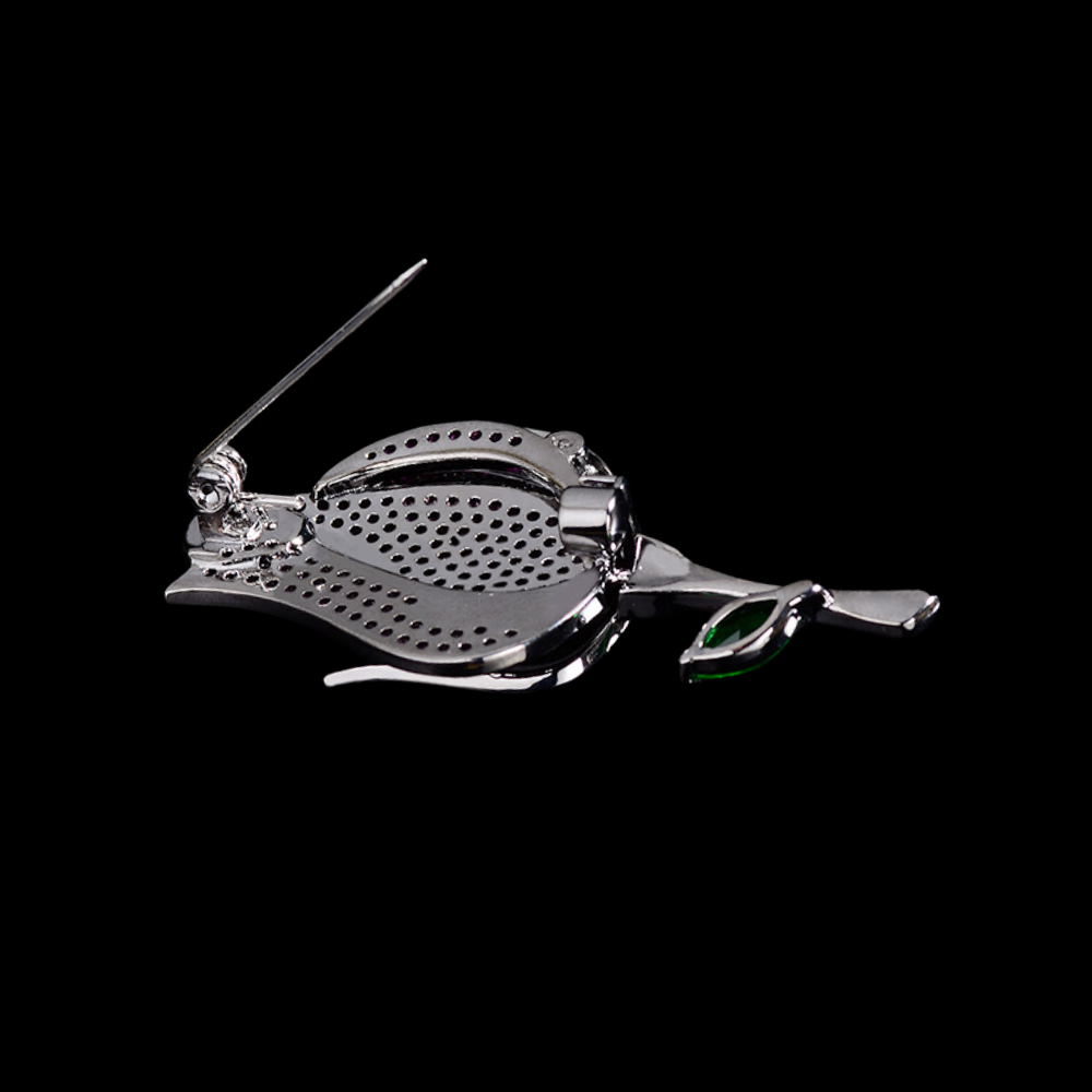 AVELIA Black Rose Brooch