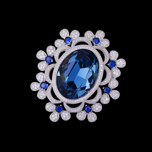 AVELIA Vintage Crystal Brooch