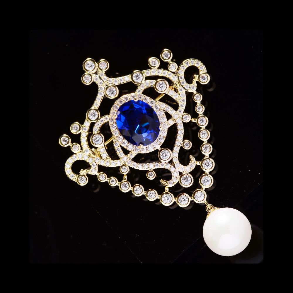 AVELIA Vintage Pearl Blue Zircon Brooch