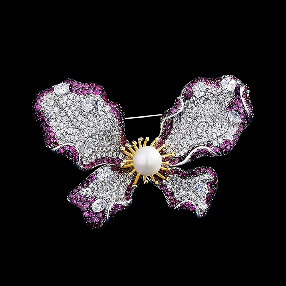 AVELIA Classic Butterfly Grace Pearl Brooch