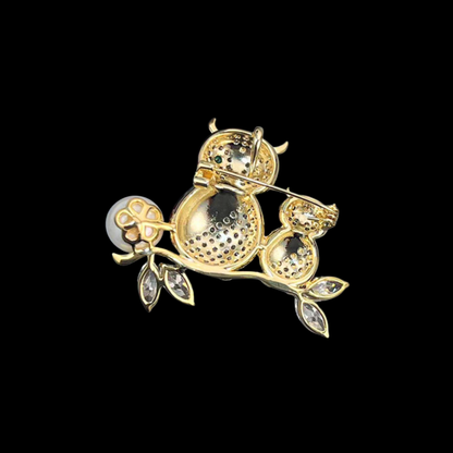AVELIA Crystal Double Owl Pearl Brooch