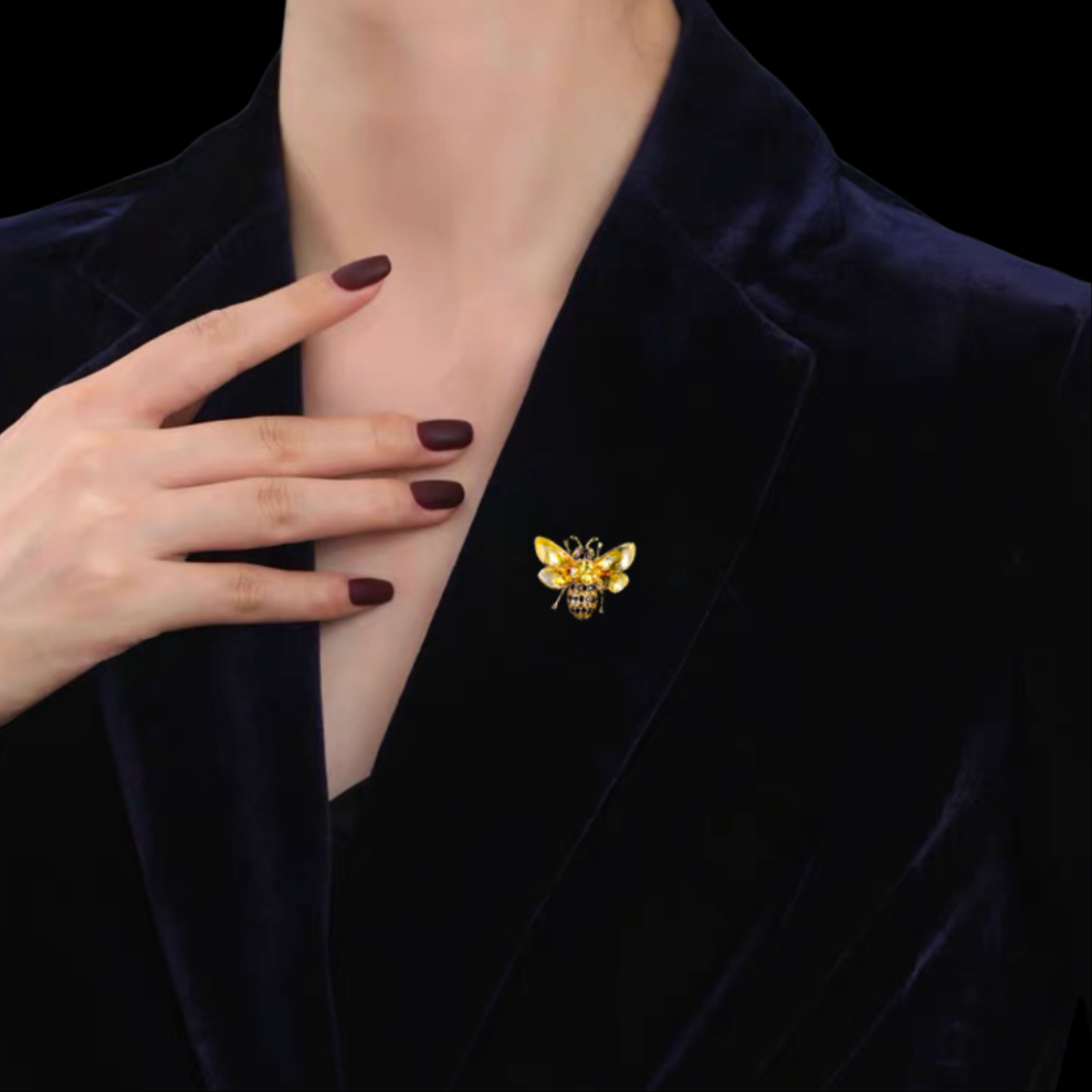 AVELIA Gold Charms Bee Brooch