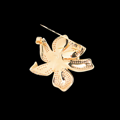 AVELIA Gold Water Lily Brooch with Pearl Accent