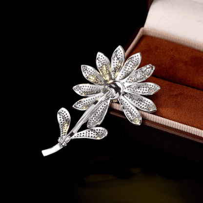 AVELIA Men's Flower Brooch