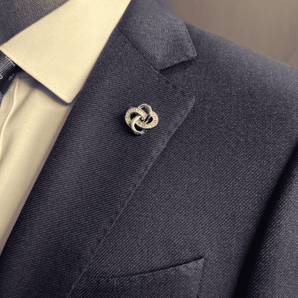 AVELIA Men's Silver Brooch