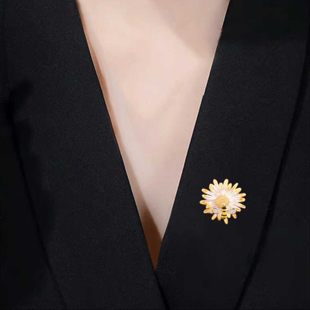 AVELIA Monet Bee Brooch