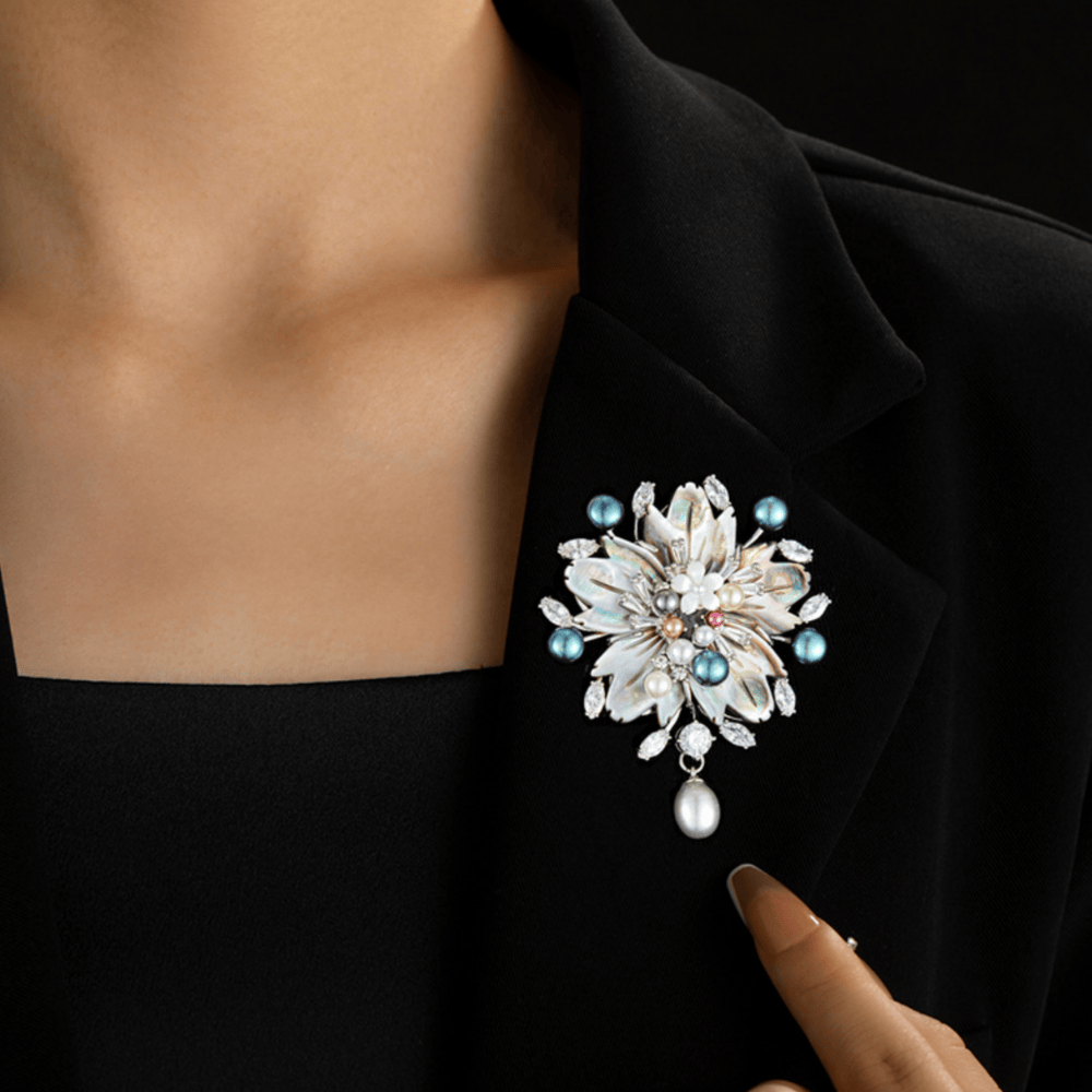 AVELIA Mother Of Pearl Flower Brooch