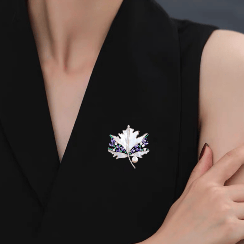 AVELIA Mother of Pearl Maple Leaf Brooch