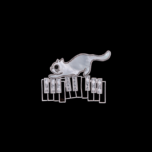 AVELIA Silver Mother of Pearl Cat Brooch