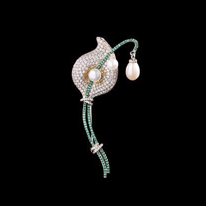 AVELIA Silver Pearl Calla Lily Brooch
