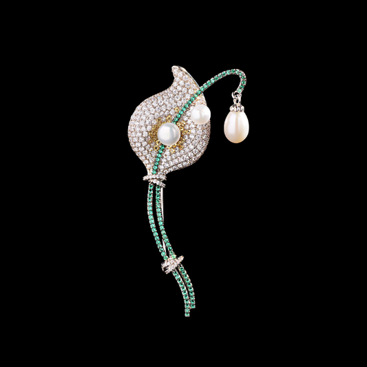 AVELIA Silver Pearl Calla Lily Brooch