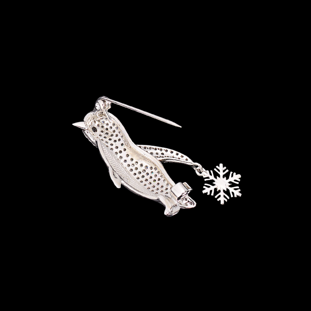 AVELIA Silver Penguin Brooch