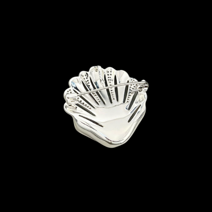 AVELIA Silver Scallop Seashell Brooch