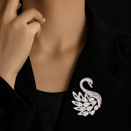 AVELIA Silver Swan Brooch