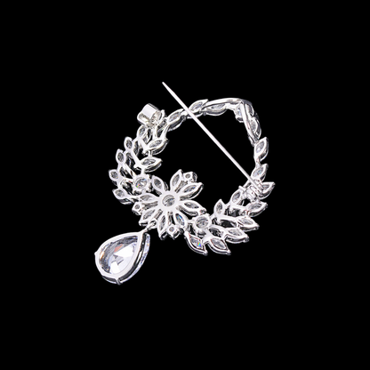 AVELIA Vintage Crystal Olive Leaf Brooch