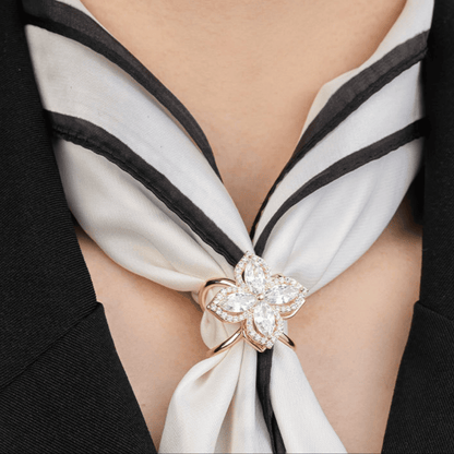 AVELIA Vintage Gold Crystal Scarf Ring