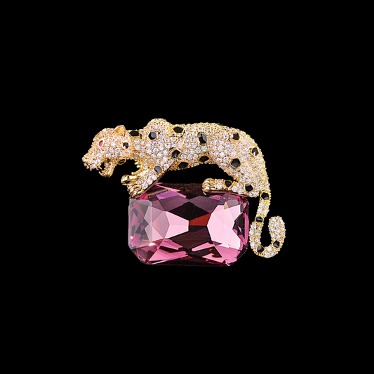 AVELIA Vintage Gold Leopard Brooch