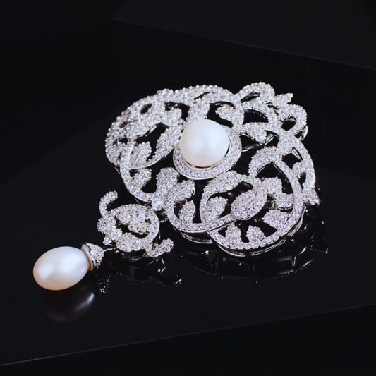 AVELIA Vintage Pearl Ornate Grace Brooch