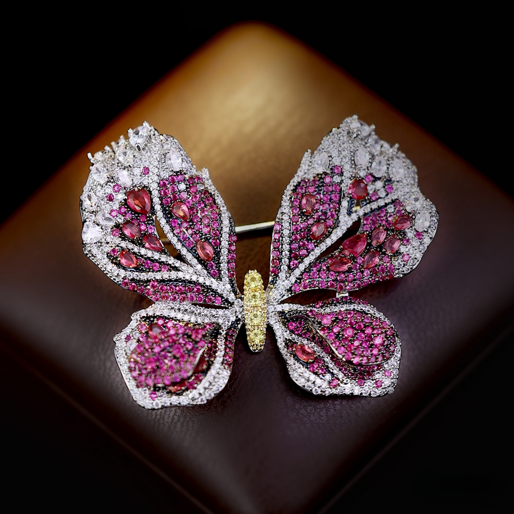 Classic Butterfly Vivid Elegance Brooch - AVELIA JEWELRY