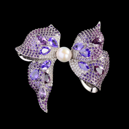 AVELIA Crystal Flower Brooch