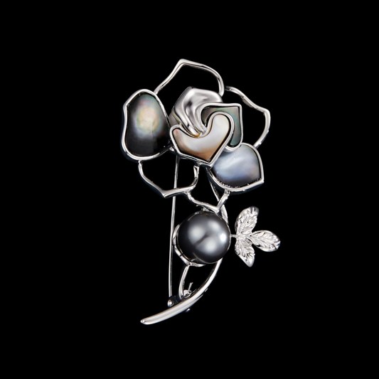 AVELIA Silver Flower Brooch