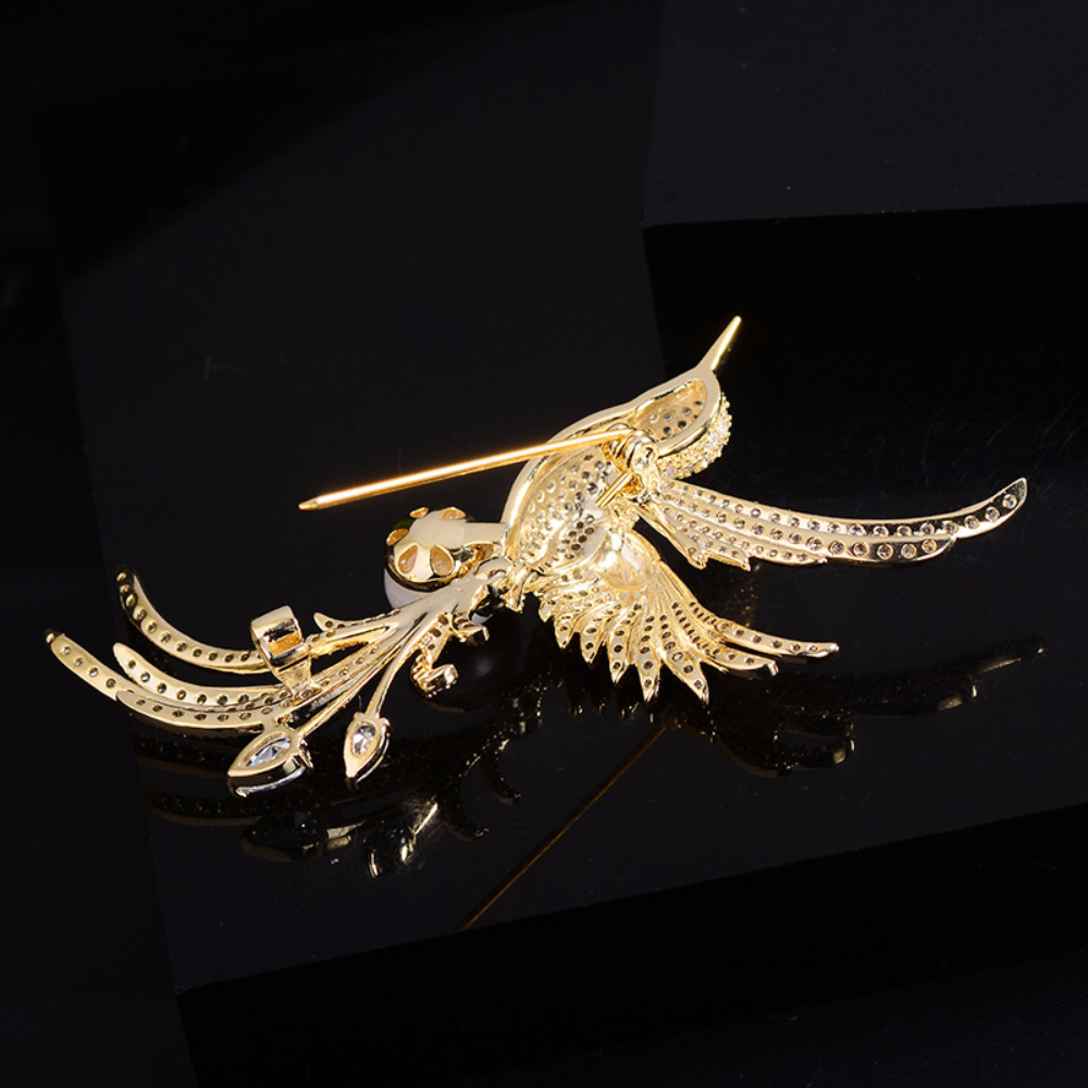 AVELIA Classic Pearl Bird Brooch