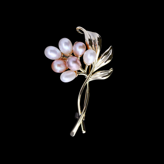 AVELIA Vintage Pearl Cluster Bouquet Brooch