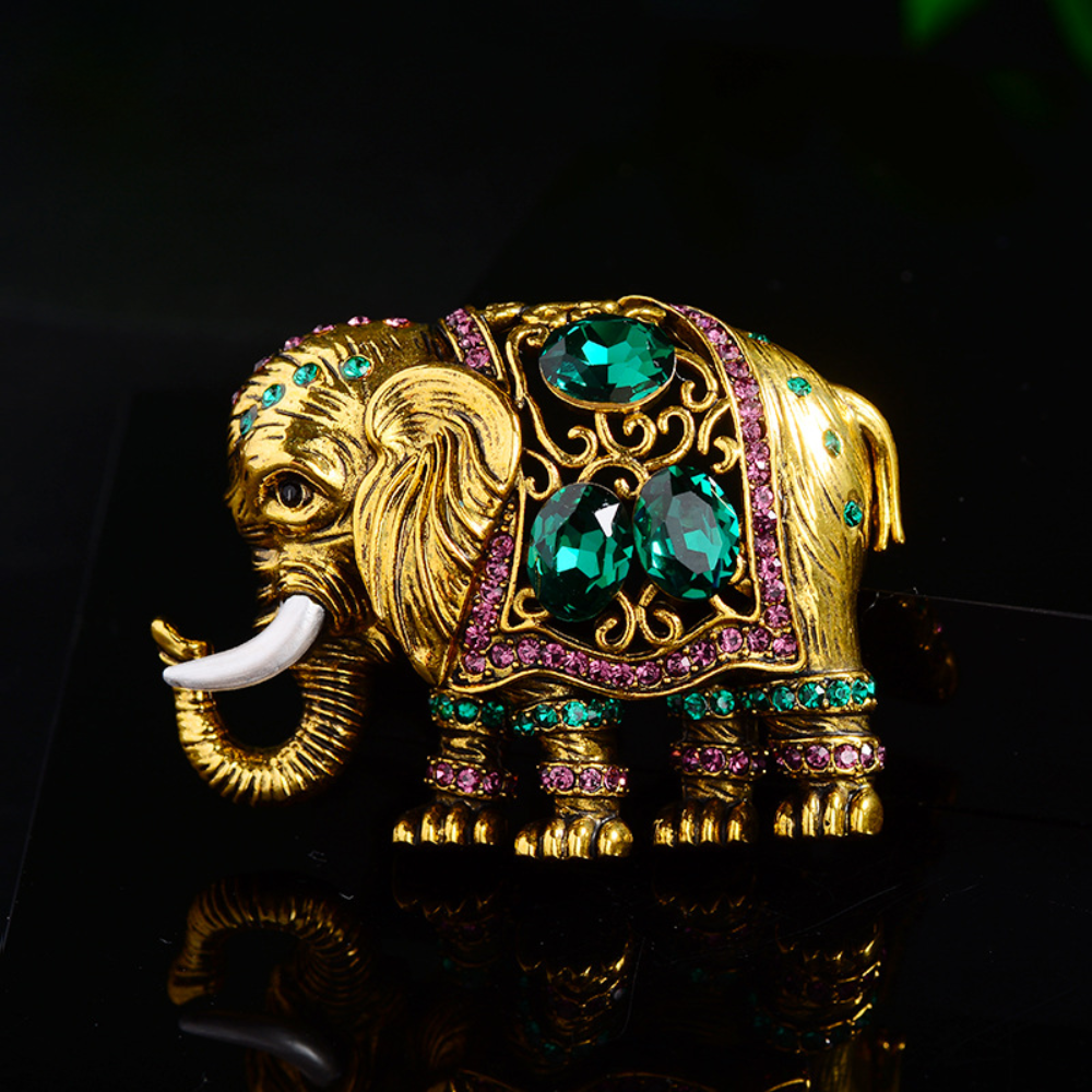 AVELIA Elephant Cameo Brooch