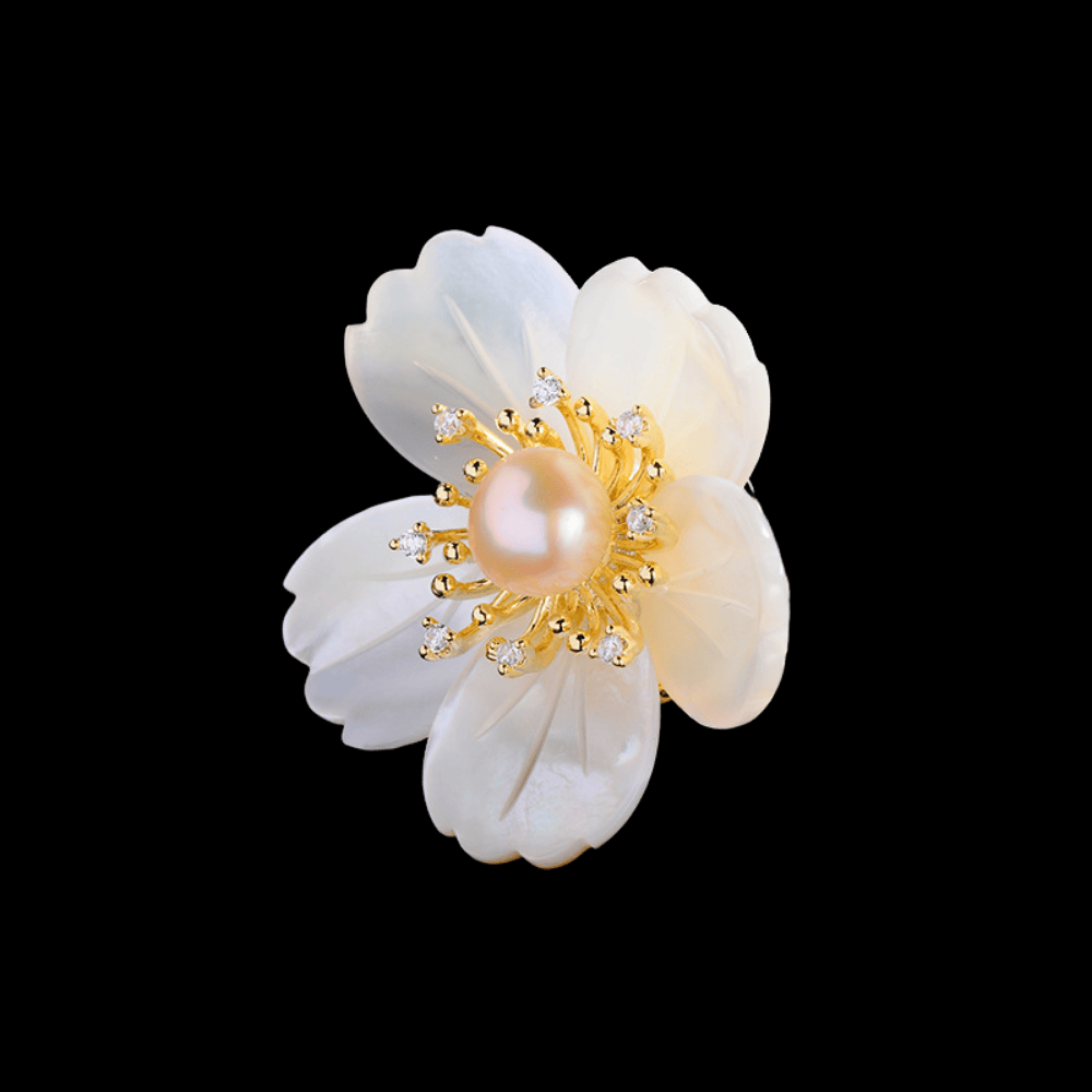 AVELIA Magnetic White Flower Brooch