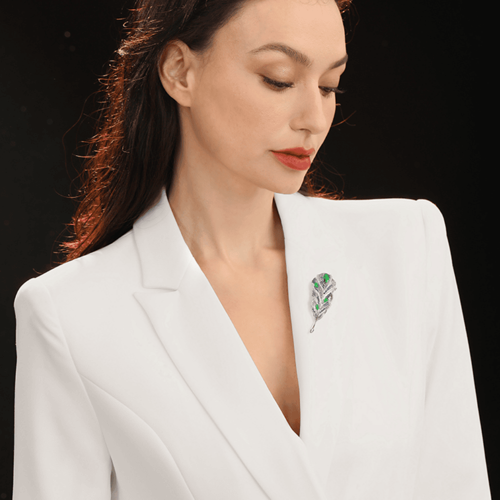 AVELIA Silver Leaf Brooch