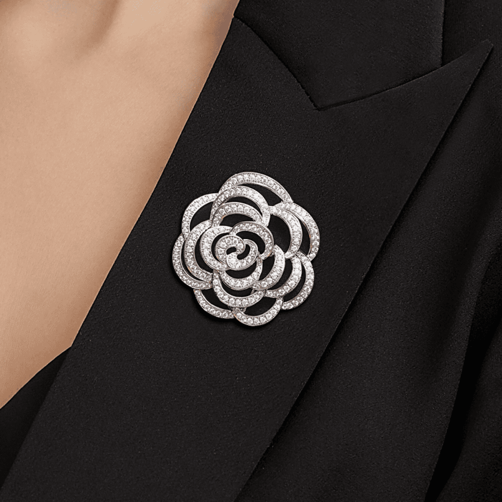 AVELIA Large Silver Flower Brooch